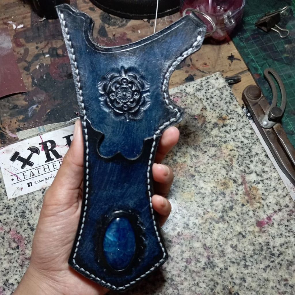 MINIATURE QUIVER****