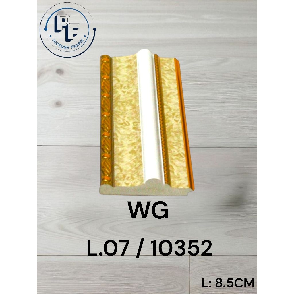 บาร์กรอบแกะสลัก L.07/10352 (NJPFrame)