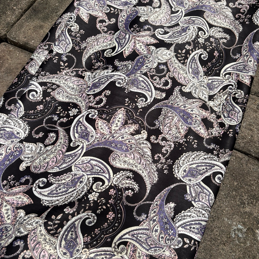 ผ้าผ้าไหมซาตินลาย Paisley – วัสดุนุ่มไหลและไม่โปร่งใสสําหรับ Gamis, เสื้อเบลาส์, Tunics Ck