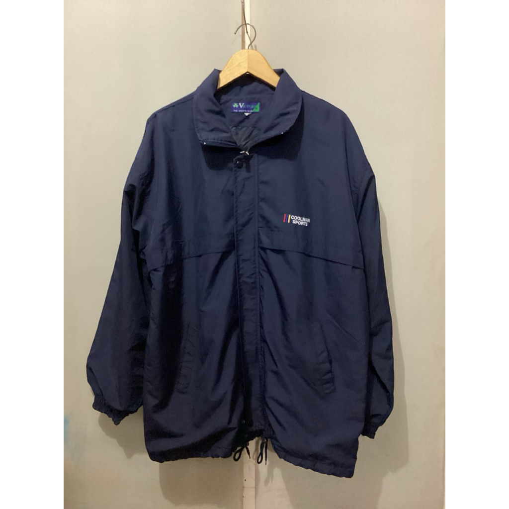 เสื้อแจ็คเก็ตกีฬาร่มชูชีพ By VICTORY THE SPORT CLUB