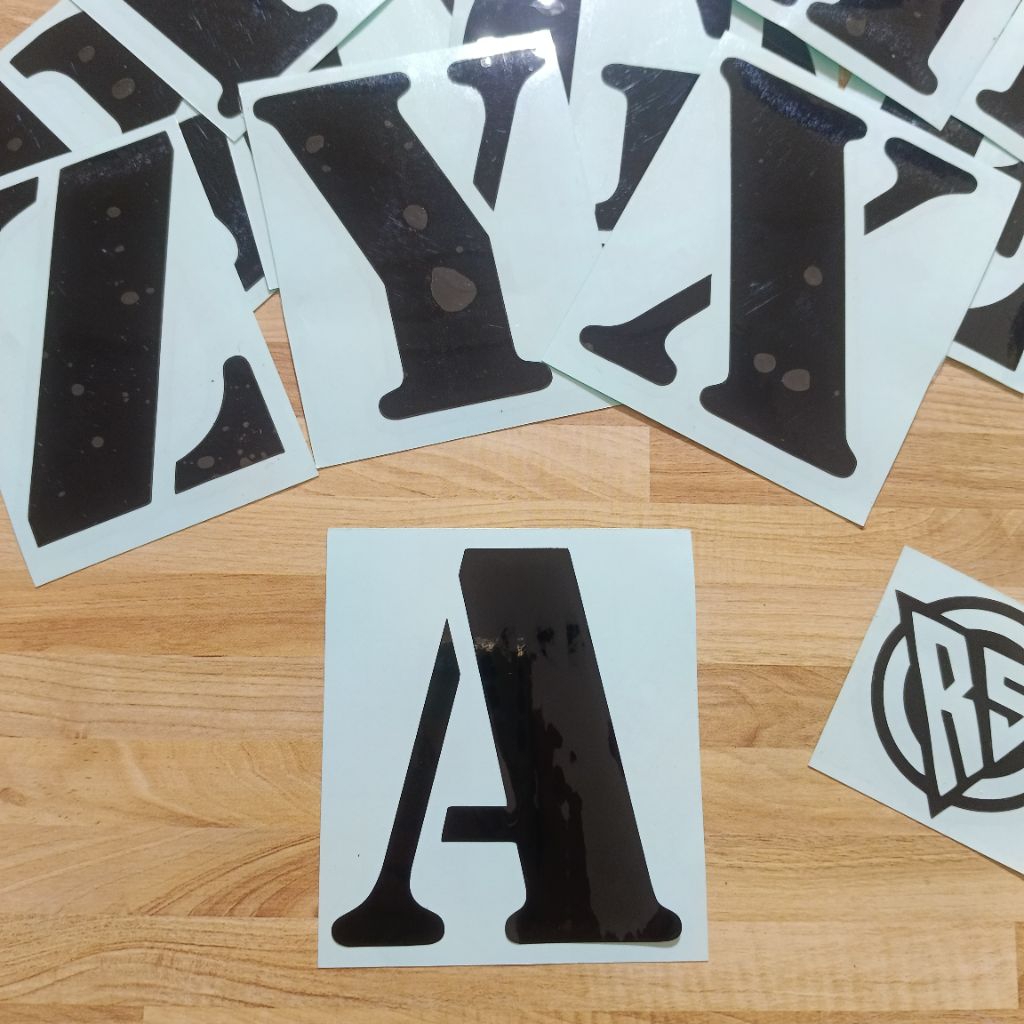 8.8 ซม.สติกเกอร์ตัด HEIGHT LETTERS ไปยัง Z ABCD ALPHABET