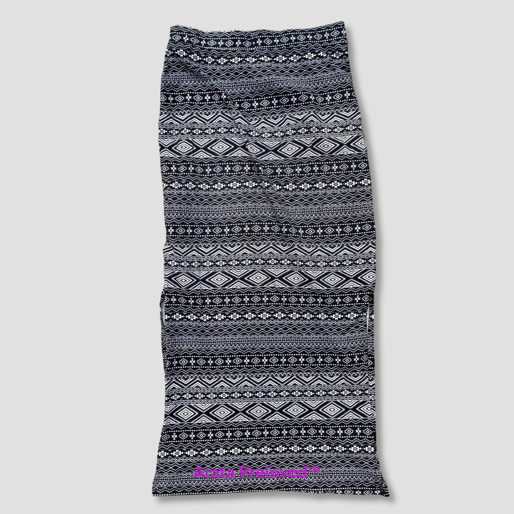 LC Waikiki Casual Long Dress สีดําและสีขาว Original Like New