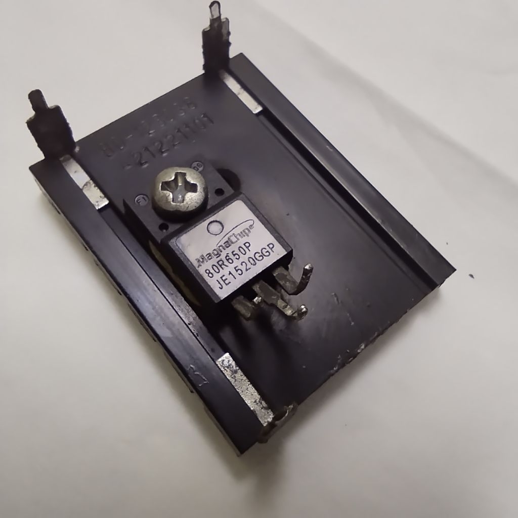 แม็กนาชิป 80R650P***