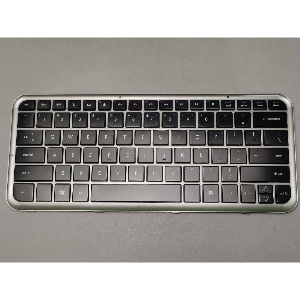 ET09 KBD-HP-3 HP PAVILION DM3 HPMH- แป้นพิมพ์แล็ปท็อป573148-001 MP-09C93US6E453