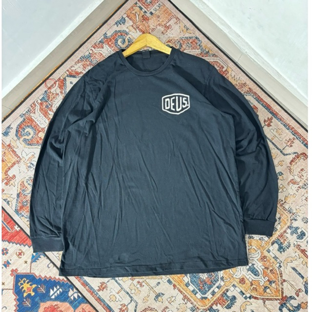 เสื้อยืด DEUS EX MACHINA BLACK LONGSLEEVE