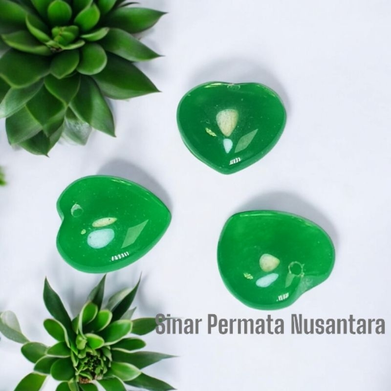 จี้หยก Jadeite ธรรมชาติรูปทรงความรักอุปกรณ์เสริมสร้อยคอเพิ่มเติม / BML3-612