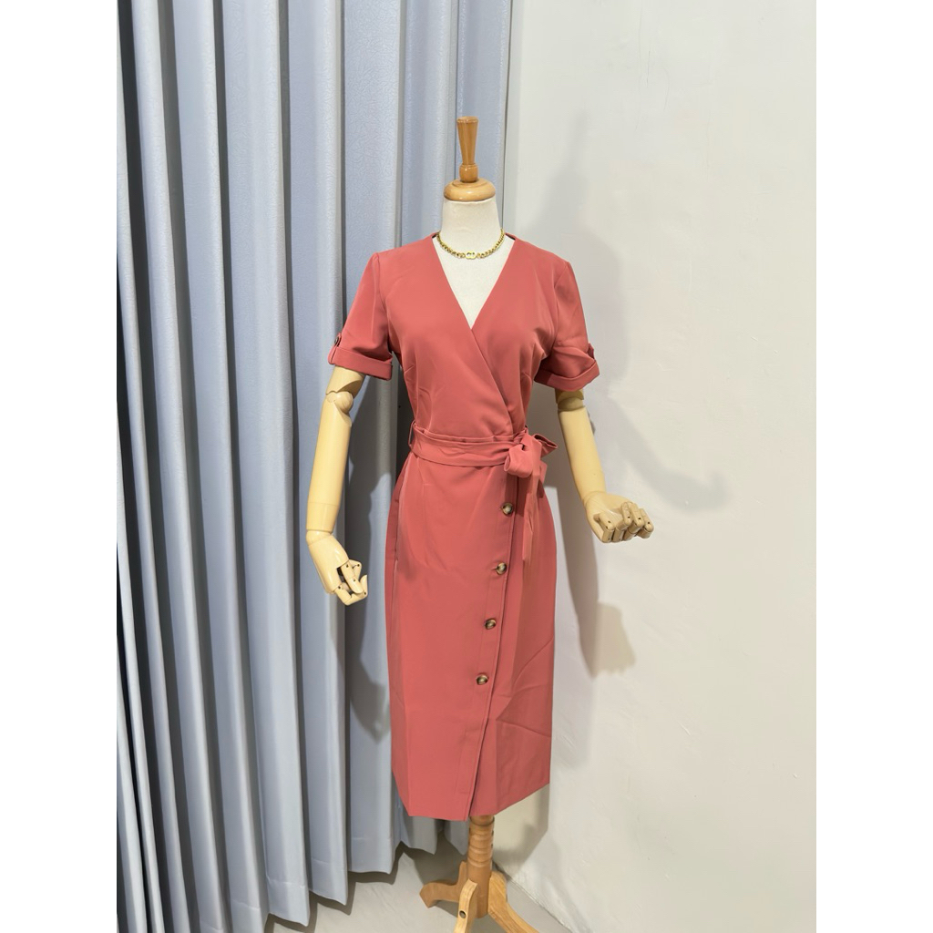 NN74 NEW WAREHOUSE BUTTONED MAUVE WRAP DRESS