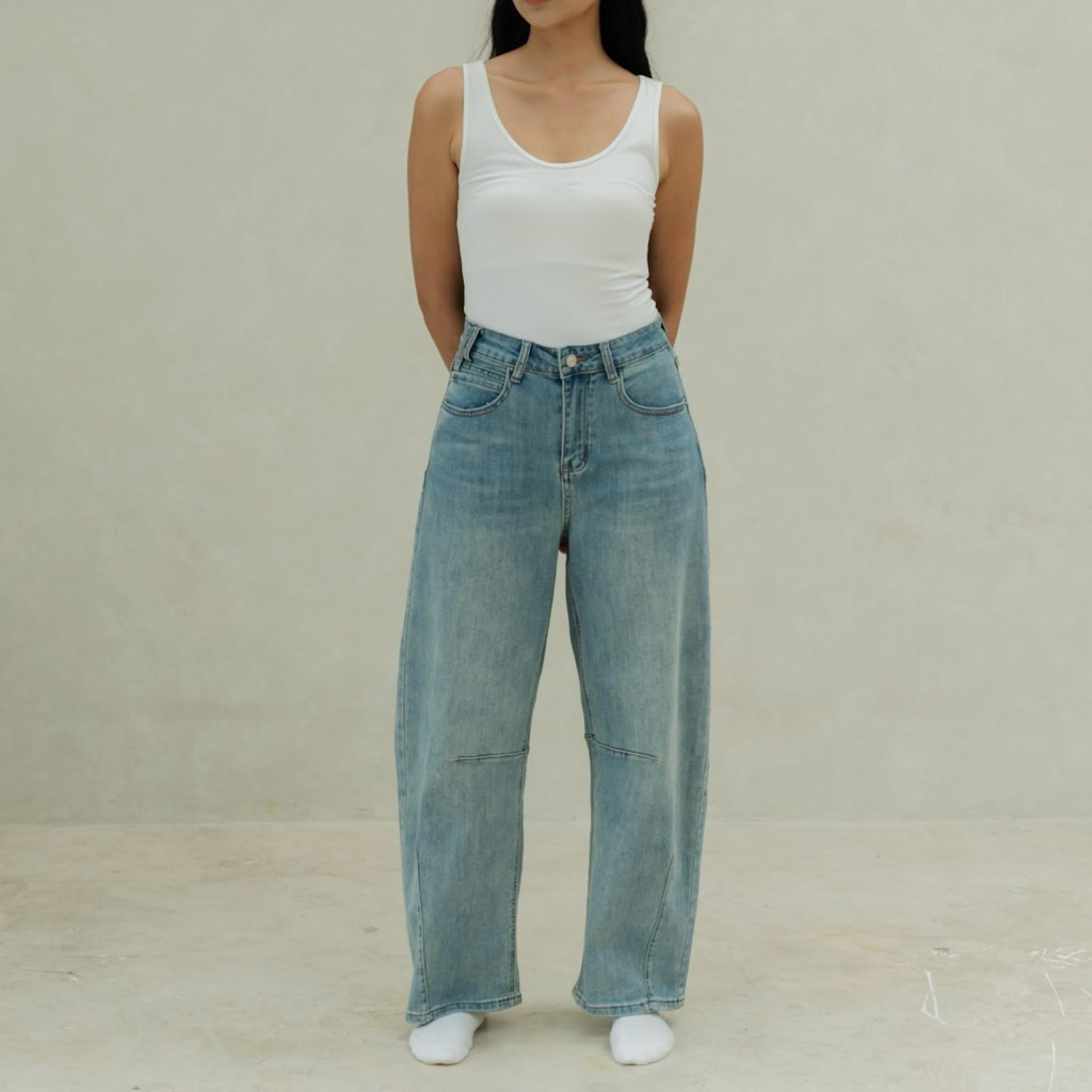 SHOPATCLOTH - Curve Jeans Barrel