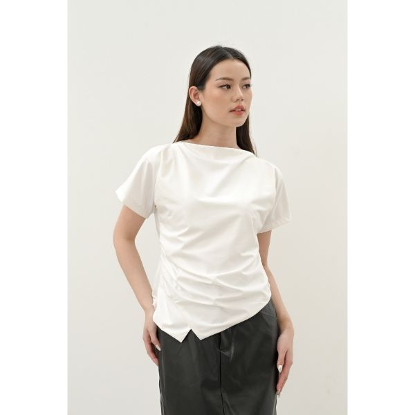 MIA Studio - Iris Blouse สีขาว | เสื้อเบลาส์ผู้หญิงอสมมาตรสีขาว