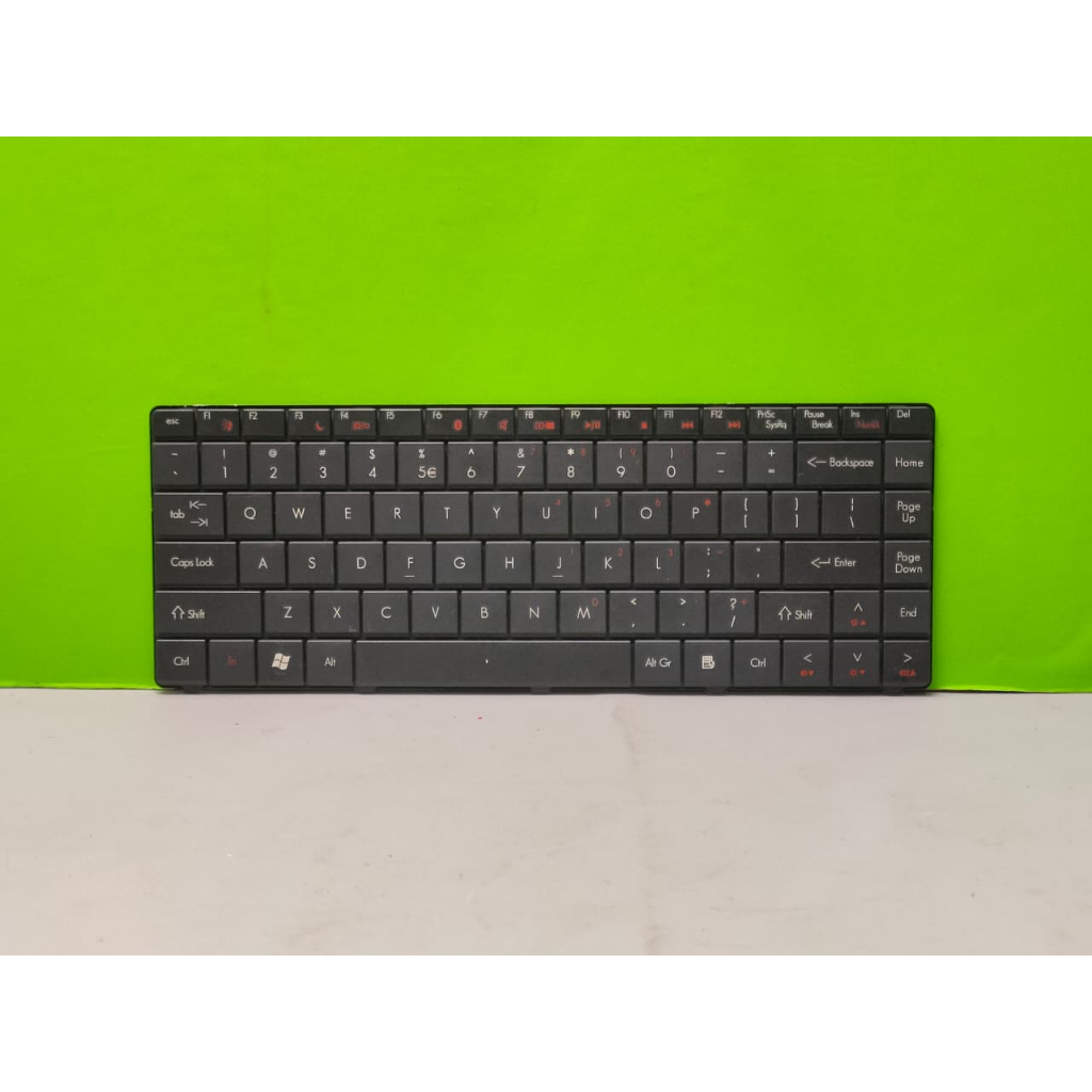 ET09 KBD-GAT-1 แป้นพิมพ์แล็ปท็อป GATEWAY NV48 AEZ06R00020 9J.N1R82.B1D