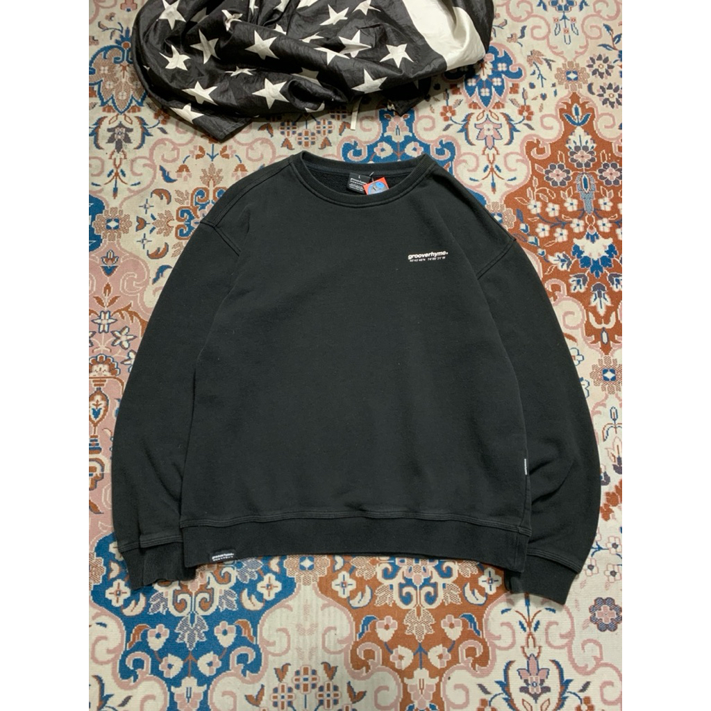 CREWNECK GROOVE RHYME