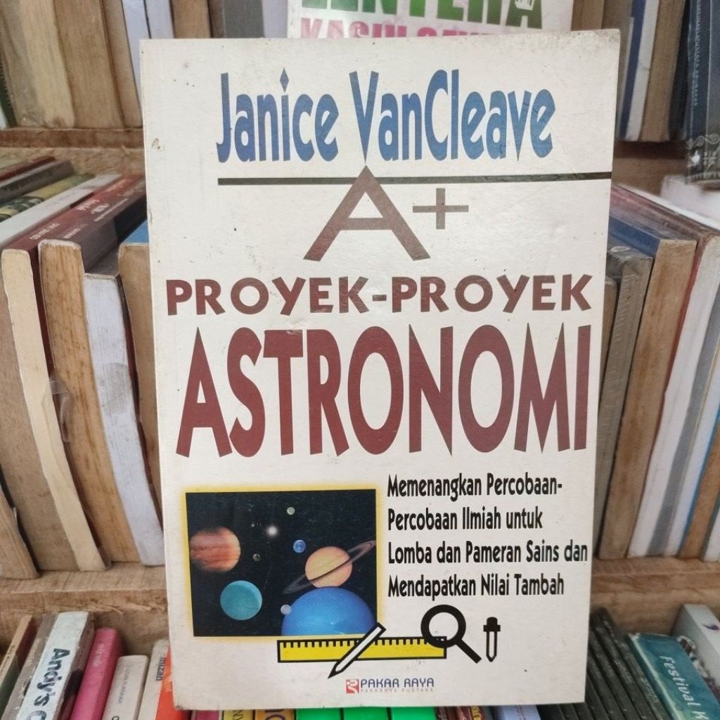 โครงการดาราศาสตร์ Janice VanCleave A+ bb2