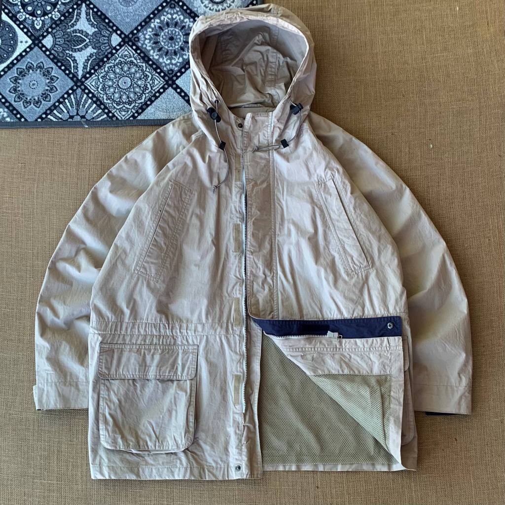 เสื้อแจ็คเก็ต Uniqlo ไซส์ L ของแท้ 100% 111225Nn