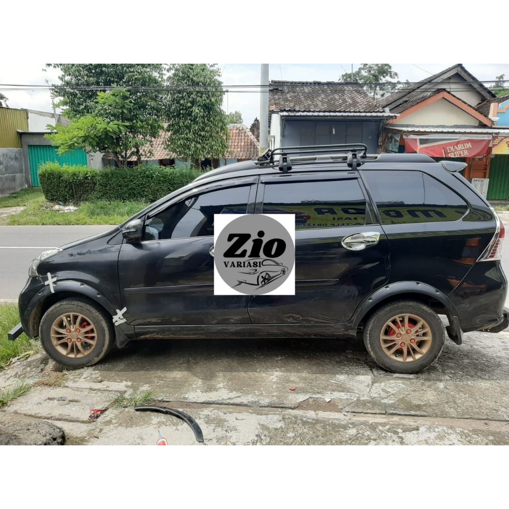 Over Fender Avanza Xenia 1 ชุด มี 4 ชิ้น