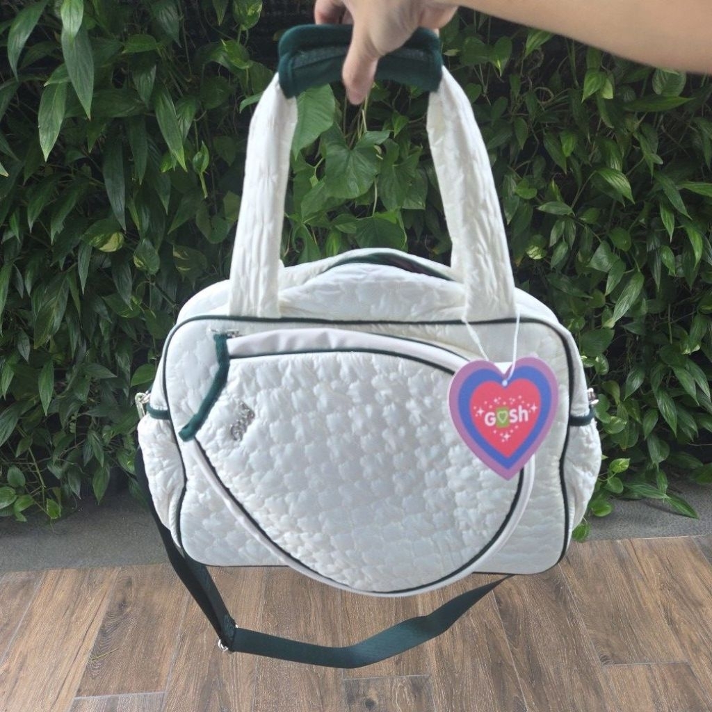 กระเป๋า Pale แบรนด์ Gosh