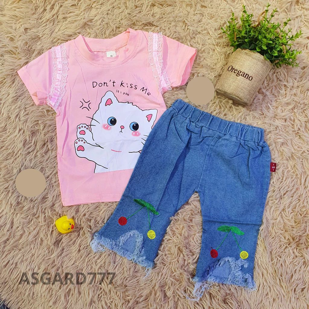 Premium Material Girls Set อายุ 1-5 ปี DOLT KISS ME Motif ชุดเด็กผู้หญิงที่ใส่สบายที่สุด / ASGARD777