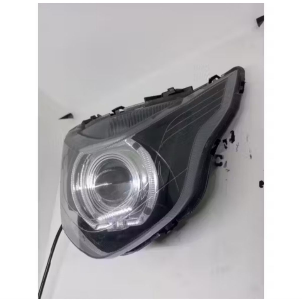 MERAH Beat Pop ชุดไฟหน้าสะท้อนแสงด้านหน้าโคมไฟบิล Ala Ala Ala Ala Ala 4.5 นิ้ว White Devil Red Ring 