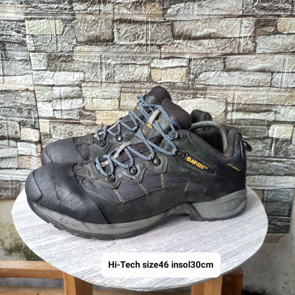 รองเท้ากลางแจ้งกันน้ํา Hi-Tech ขนาด 46 พื้นรองเท้า 30cm