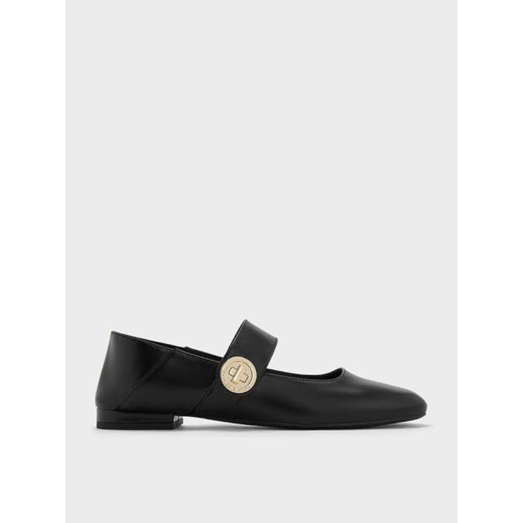 รองเท้า Charles keith