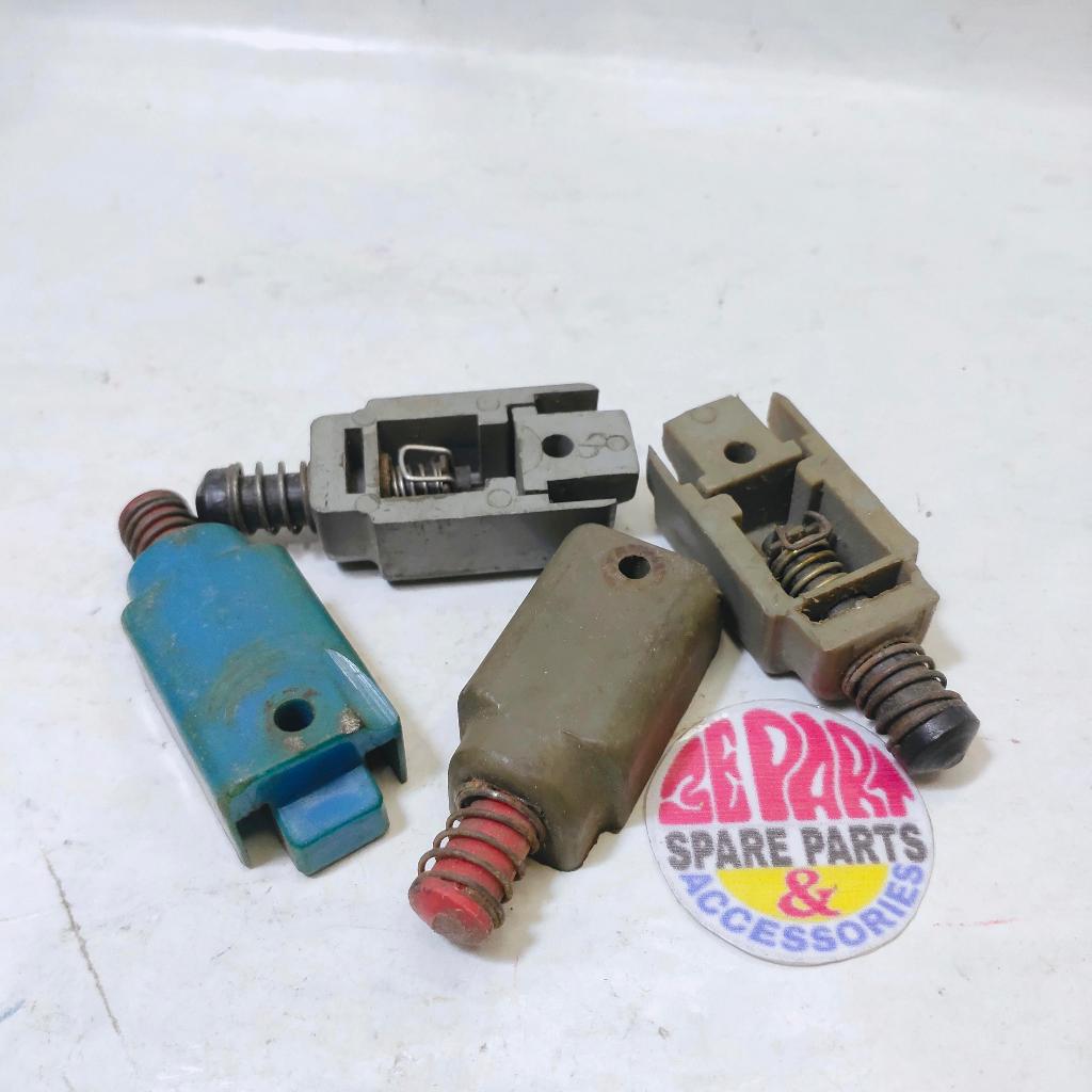 สวิตช์เบรคหลัง Vespa PX PXR XL PS Stop Switch เบรค