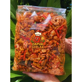 seblak campur pedas/seblak kerupuk campur mix pedas daun jeruk/basreng mix bumbu melimpah