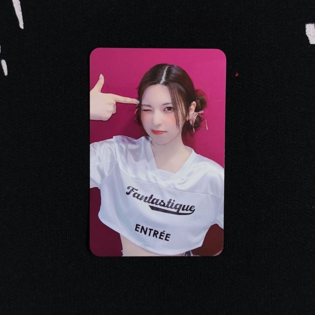 Photocard pc pub bae nmixx everline a midsummer nmixxs dream