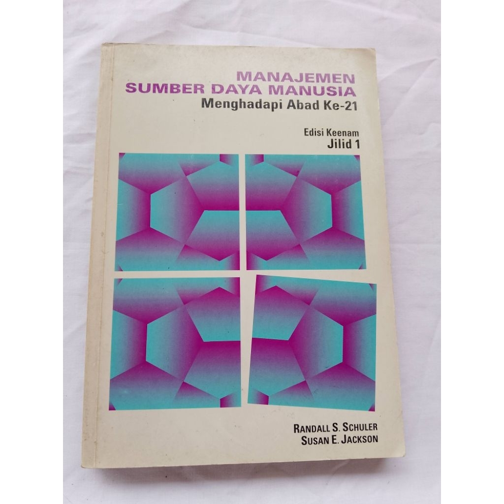 หนังสือประจําเดือนของมนุษย์ ACHIEVING 21TH CENTURY