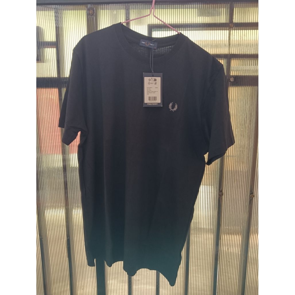 เสื้อยืด Fred ferry*