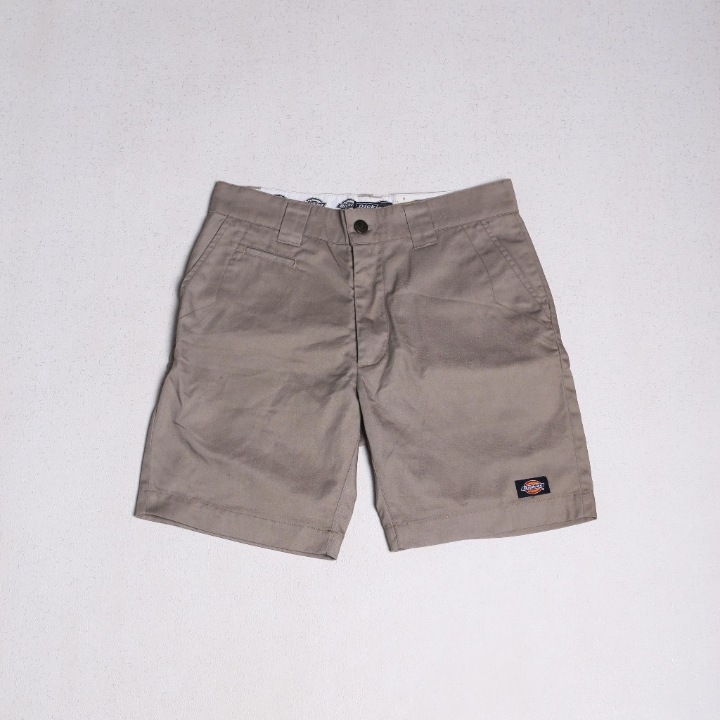 DSP.05 กางเกงขาสั้น Dickie Khaki - 30
