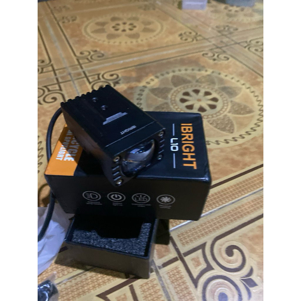 สปอร์ตไลท์น้ําดี Ibright L10