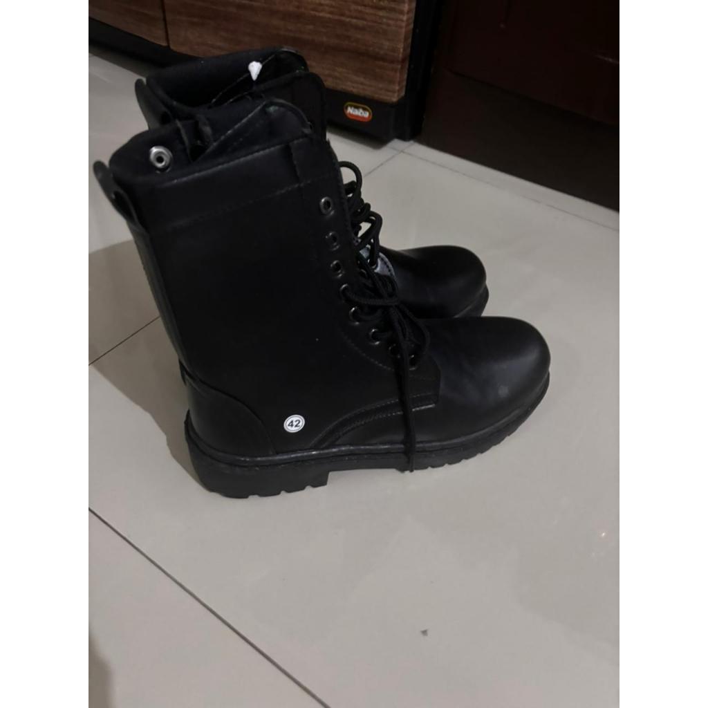 [ใหม่] รองเท้า BOOTH ดั้งเดิม