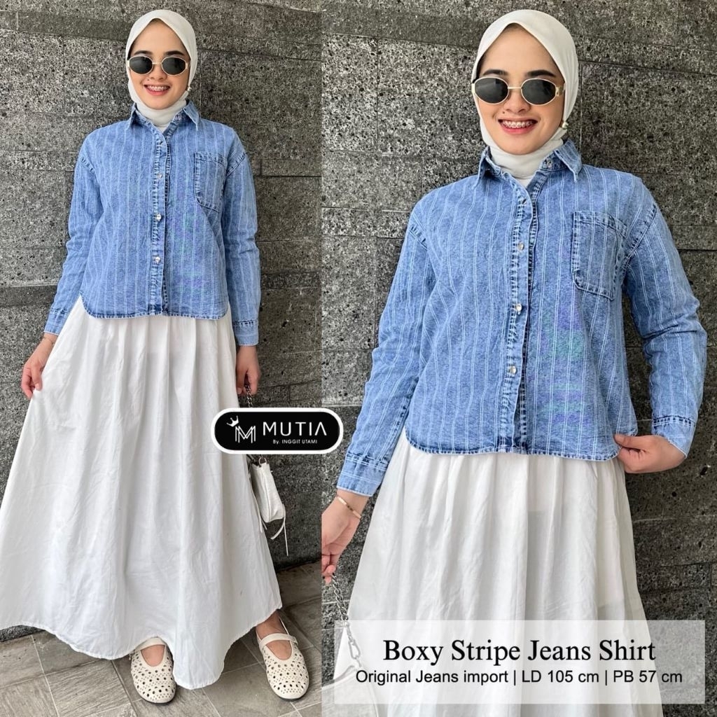 Boxy Stripe Jeans Womens Top Made of Jeans โดย Muraya