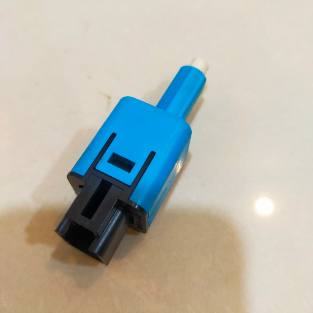 Switch Stop สวิตช์โคมไฟ เบรค Toyota Rush Terios 2015-2016