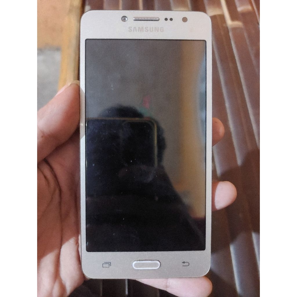 Samsung Galaxy J2 Prime Lcd ถอด