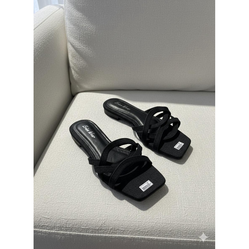 FLAT SANDALS // PREMIUM FLAT SANDALS // ERINA WEAR / acc