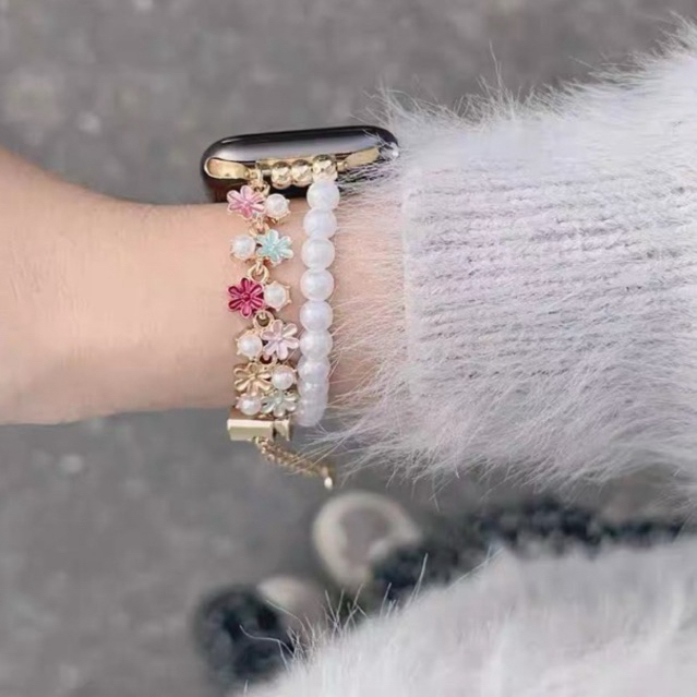 สาย Apple Watch Mi band Huawei 10 Fit 3 4 Pro 4 สร้อยข้อมือสไตล์โซ่มุกผู้หญิงดอกไม้ความงามที่ไม่ซ้ํา