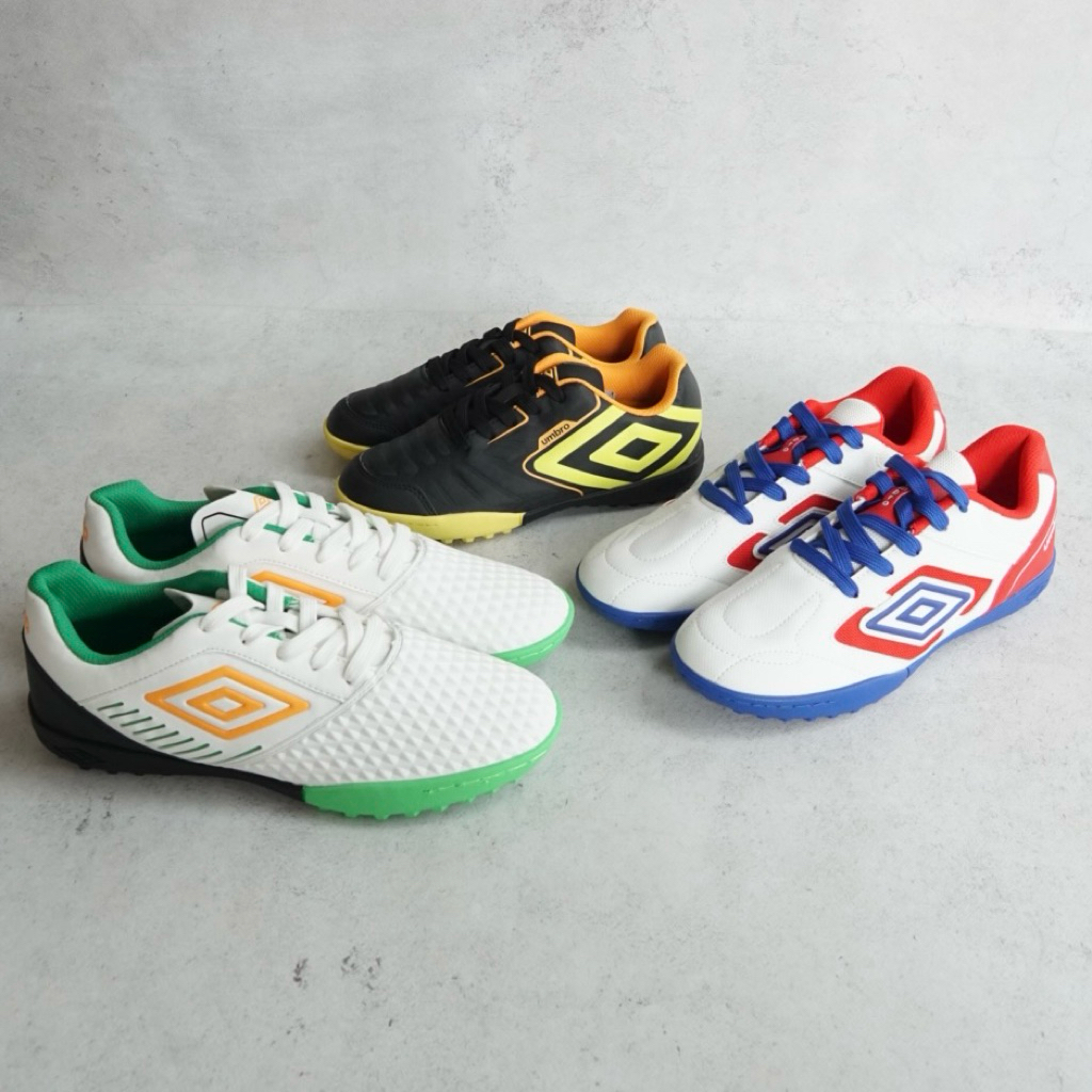 รองเท้าเด็กโต Umbro Futsal | เทอร์ควอยซ์ | ขนาด 32-39 | รองเท้ากีฬาฟุตบอลสําหรับเด็กชายและเด็กหญิง b