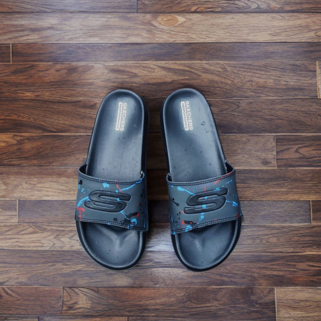 SKECHERS รองเท้าแตะ SLIP-ON สําหรับผู้ชายและผู้หญิง สไลด์สบาย ๆ