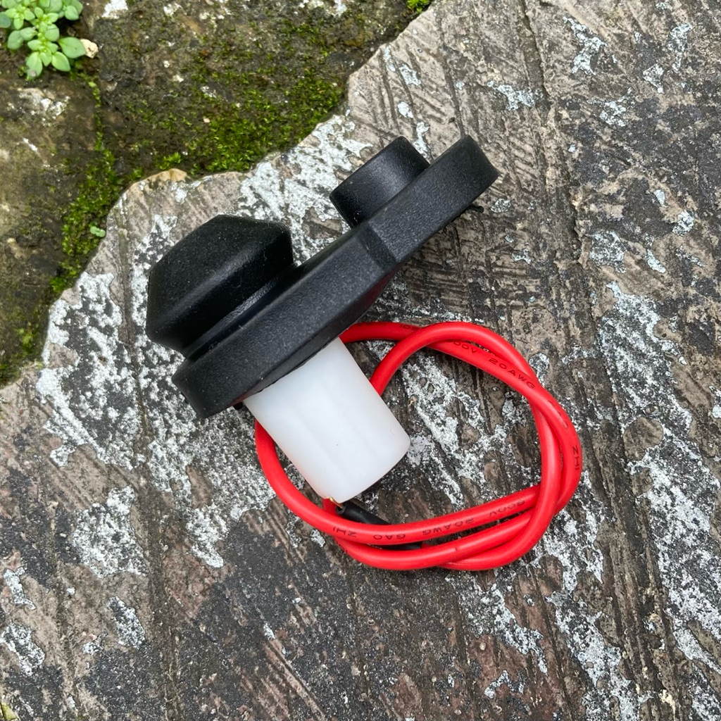 สวิทช์ Assy Courtesy โคมไฟ (สําหรับประตู) Toyota Land Cruiser Bedera Turbo Prado VX 80 VX80 FJ80 FZJ