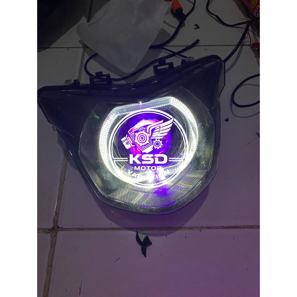 Yamaha MX King V1 2015 MX King First Custom Bild ไฟหน้าสะท้อนแสง Ala Ala Ala Ala Ala 4.5 นิ้ว