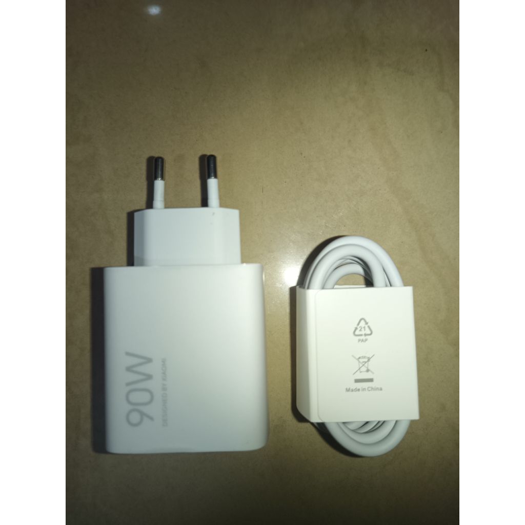 อะแดปเตอร์ชาร์จ Xiaomi 90 วัตต์ Type C + สายเคเบิลประเภท Foco F7