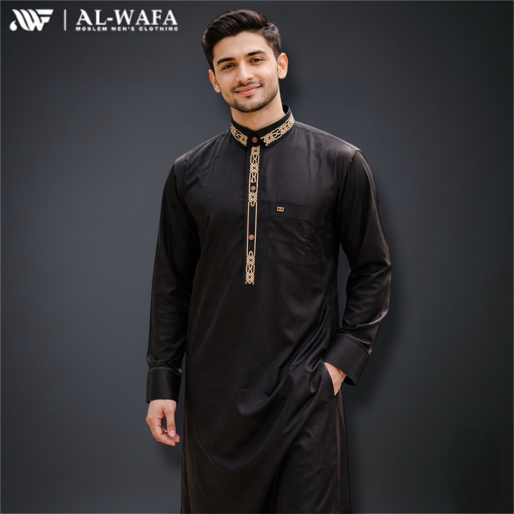 Al-Waf ชุดเดรสคอปกปักผ้าซาตินสีดํา