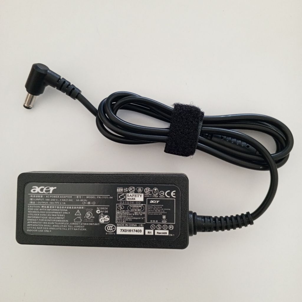 เครื่องชาร์จแล็ปท็อป Acer 19V 2.1A (5.5x2.5mm) สําหรับ Z1401 / Z1402, AO A110, A150, FerrariOne 200 