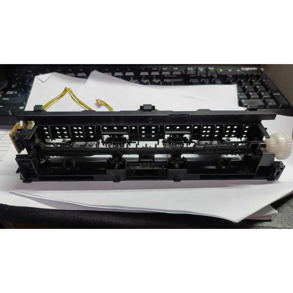 RC4-3218 ออกตูด M402 M426 ลูกกลิ้งออกกระดาษ HP Laserjet m402N m402DN