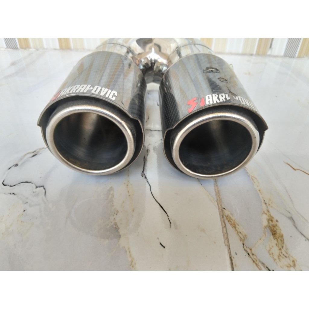 TAIPIPE CAR VAROSASI CAR EXHAUST END OUT MUFFLER 2 HOLES TREE IN ONE