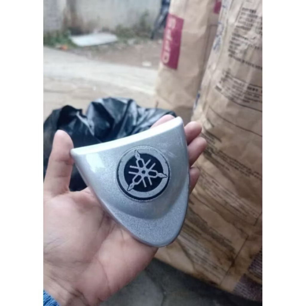 BESTSELLER!!!! โลโก้ YAMAHA EMBLEM PANEL FIZ R FIS FIZ F1Z R FORCE FOS VEGA OLD