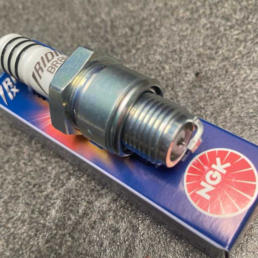 NGK IRIDIUM SPARK PLUG NINJA 150 R SS RR BR8EIX RACING 5044