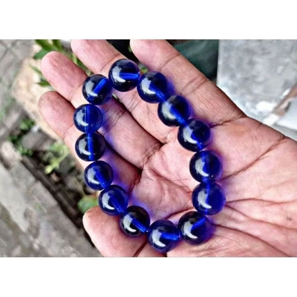 สร้อยข้อมือเชือกยางยืด Papua Blue Cyklop Stone ขนาด 14 มม. ที่ดีที่สุด