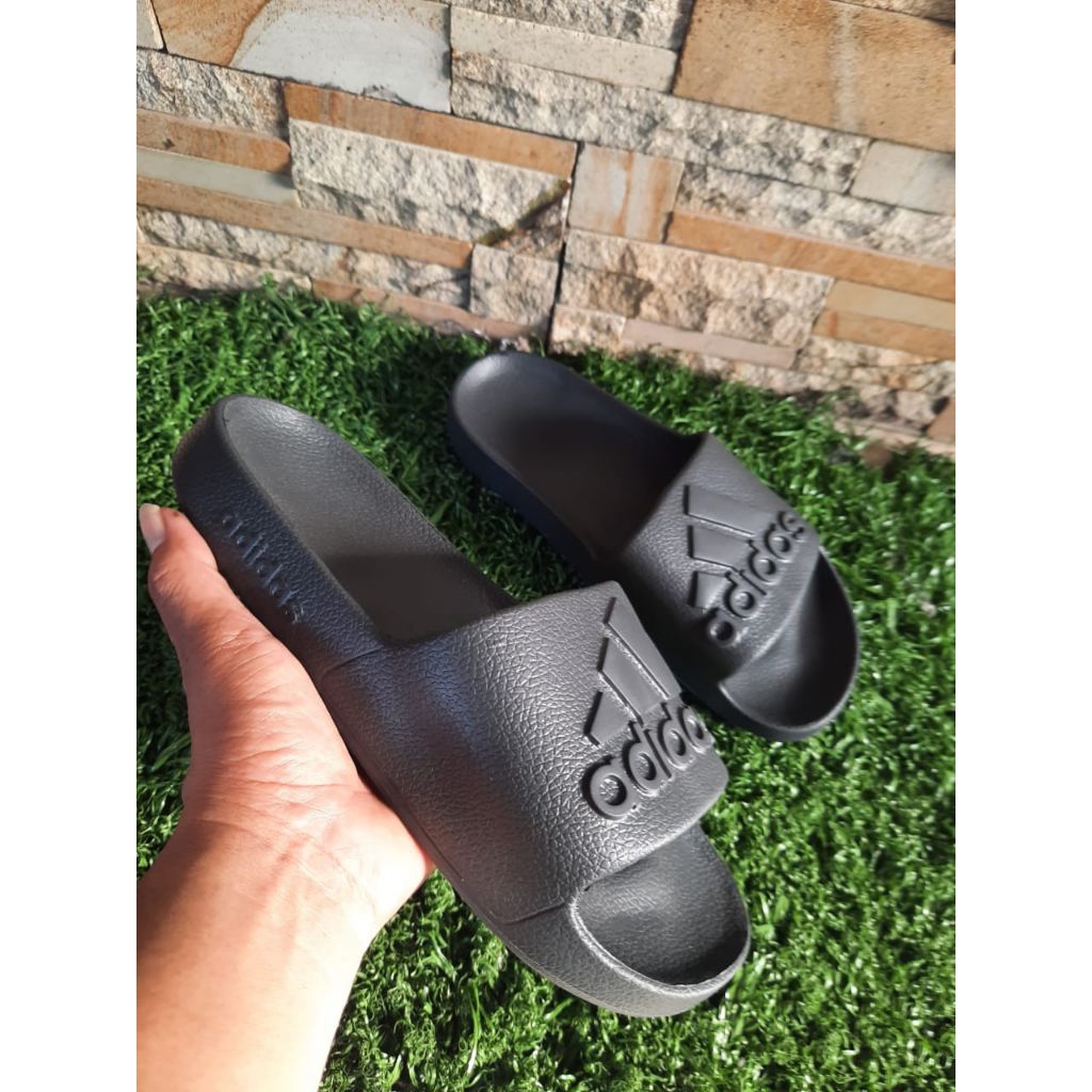 รองเท้าแตะ ADDS SLIP-ON ใหม่ล่าสุด รองเท้าแตะที่เบาเป็นพิเศษ