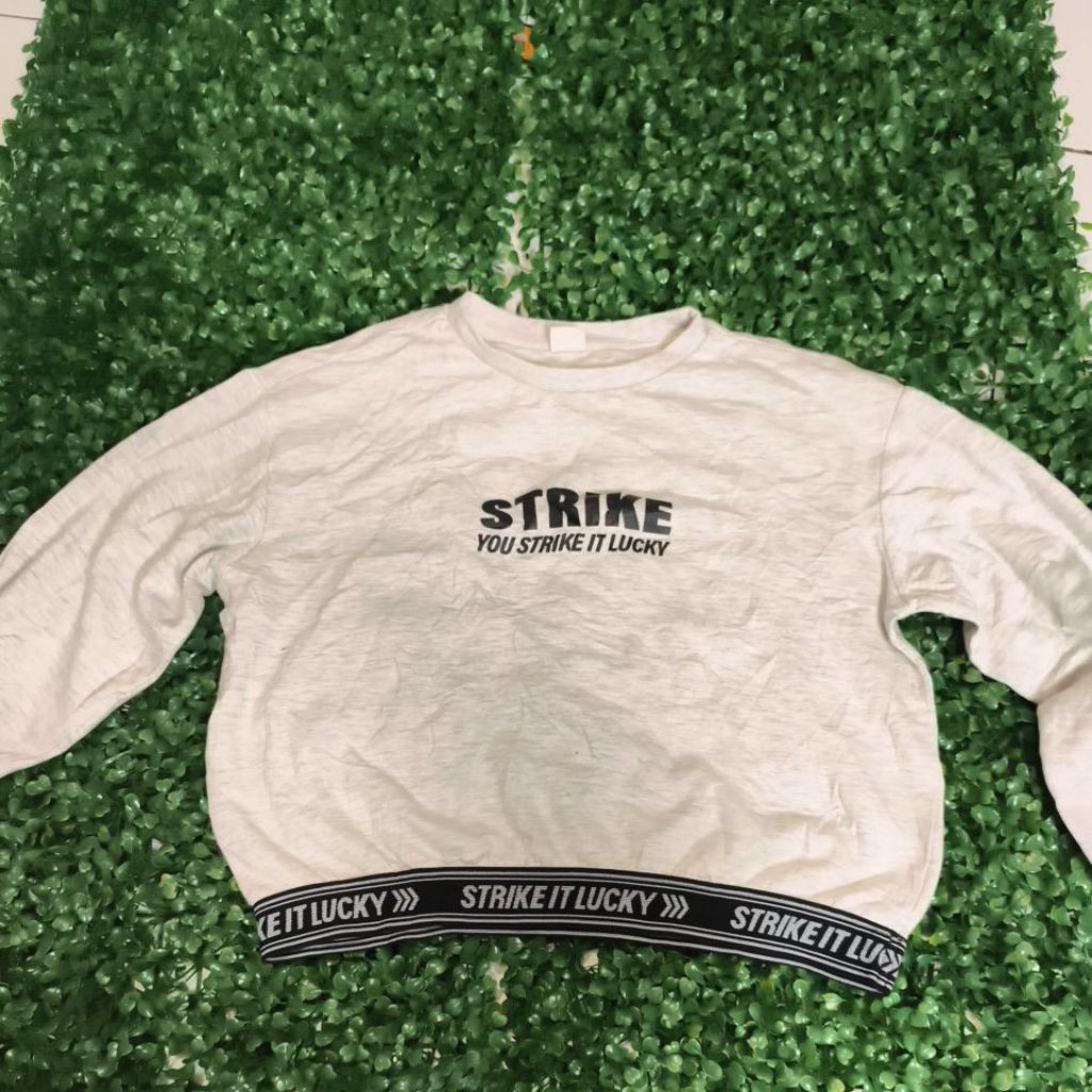 เสื้อกันหนาว Rift Kids / Crop Sweater / Strike Sweater